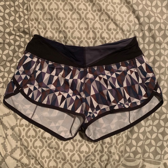 Lululemon Speed Shorts - Picture 3 of 5